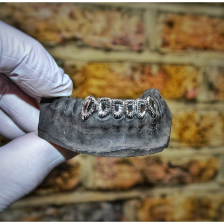 Lower Diamond Cut Frame Grillz